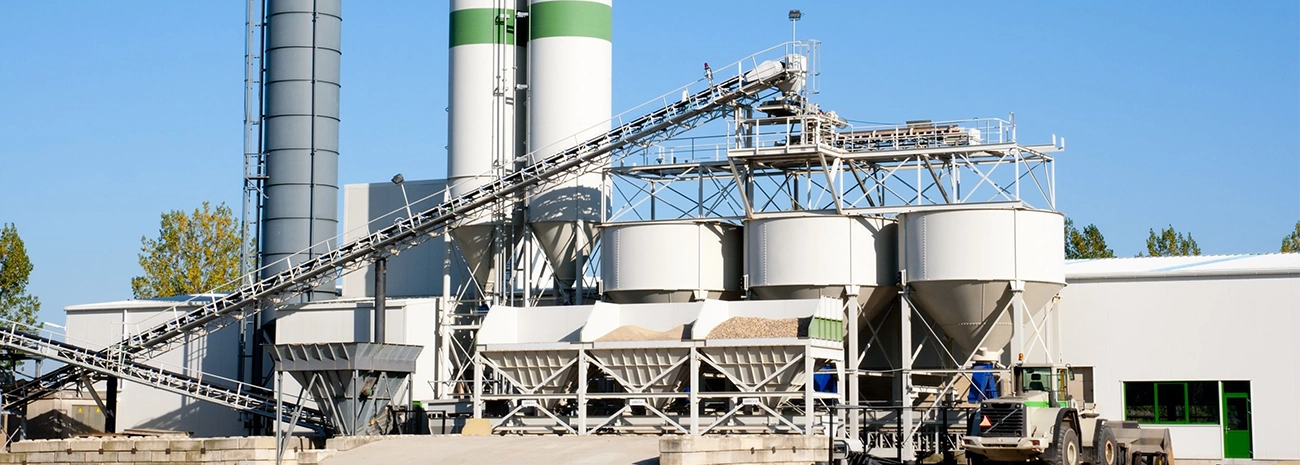 Industrial trash service 8032369 1